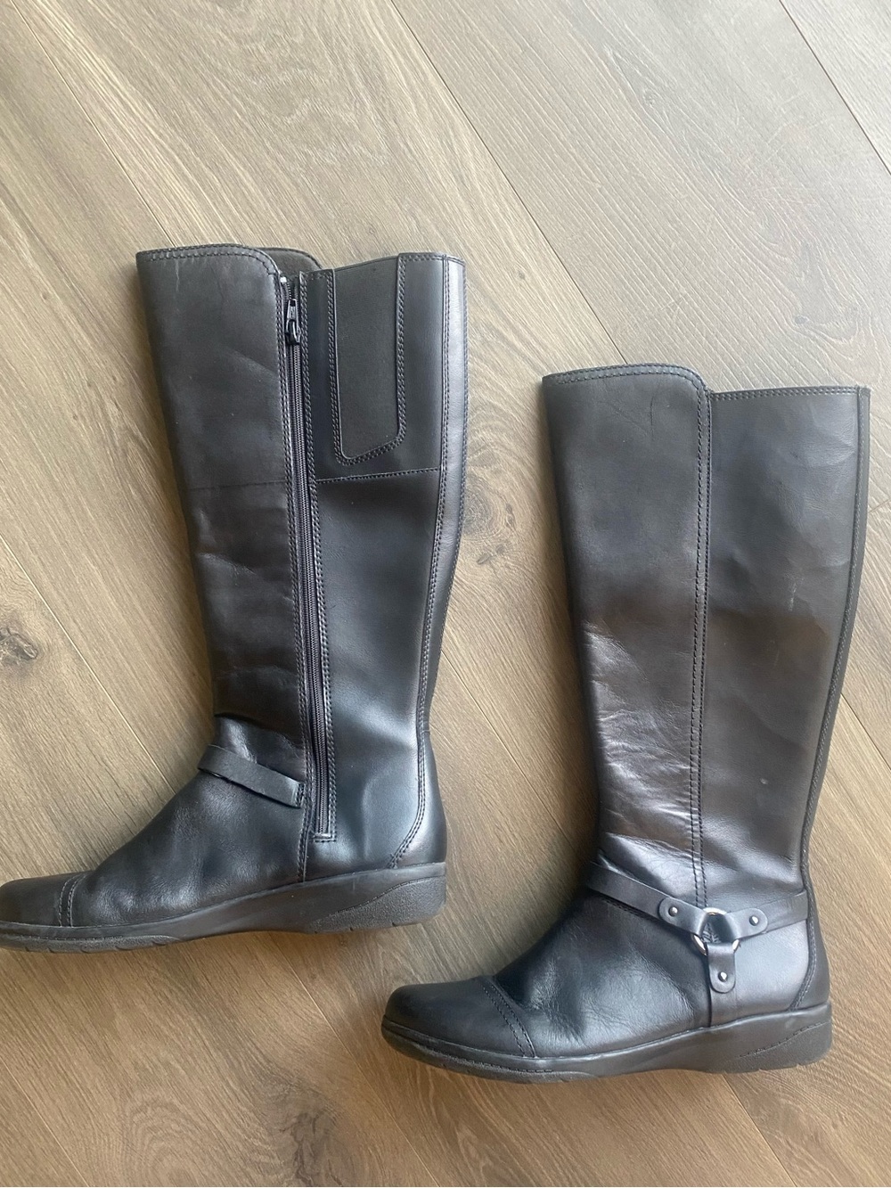 Clarks Black Leather Cheyn Lindie RidingTall Knee-High Biker Boots Size 8.5